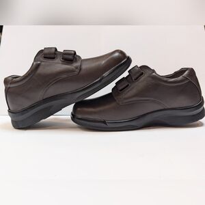 Diabetic shoes Apex 1261M size 11W Velcro closure foam cushion insole excellent